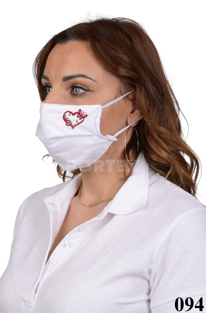 Rúško antibakteriálne na tvár biele -BORT,dvojvrstvové-1vrstva(100%bavlna), 1vrstva (100%polyester s iónmi striebra) s výšivkou - srdce (bordové) 094 - VYROBENÉ NA SLOVENSKU