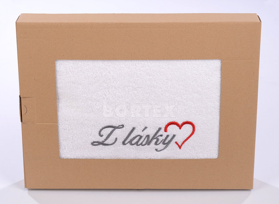 Uterák s výšivkou - Z lásky