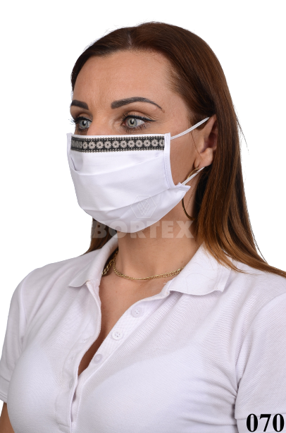 Ozdobné rúško  bavlnené na tvár B03-BORT (dvojvrstvové-100% bavlna)-motív kvietky (biele) 070 - VYROBENÉ NA SLOVENSKU