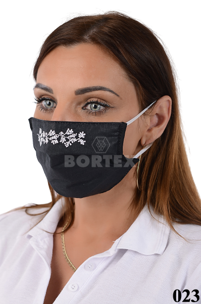 Rúško antibakteriálne na tvár-BORT,dvojvrstvové-1vrstva(100%bavlna), 1vrstva (100%polyester s iónmi striebra) s ozdobným ornamentom-výšivka (biela) 023- VYROBENÉ NA SLOVENSKU
