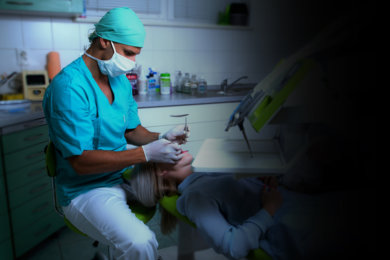 Košeľa dámska zdravotná BIBI 03 potlač motýľ - VYROBENÉ NA SLOVENSKU