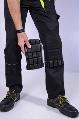 Nohavice pracovné MAJSTER pánske - čierno-žlté (zmesovka-65% PES a 35% Ba-výška 194) neoteplené - VYROBENÉ NA SLOVENSKU