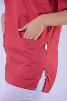 Košeľa chirurgická - dámska -  marlboro červená - VYROBENÉ NA SLOVENSKU