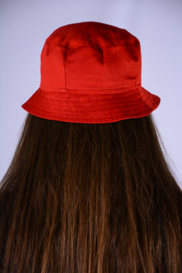 Klobúk  - červený - VYROBENÉ NA SLOVENSKU