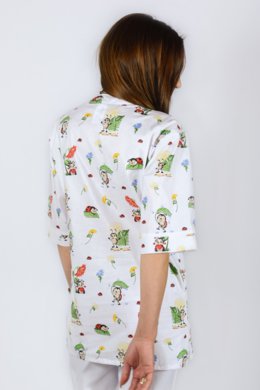 Košeľa dámska zdravotná EVA - vzor lienky v bielej farbe -  VYROBENÉ NA SLOVENSKU