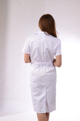 Šaty zdravotné BIBI - biele - VYROBENÉ NA SLOVENSKU
