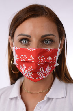 Rúško antibakteriálne-BORT ,dvojvrstvové-1vrstva(100%bavlna), 1vrstva (100%polyester s iónmi striebra)-s čičmanským vzorom  (biele s červeným podkladom) 035 - VYROBENÉ NA SLOVENSKU