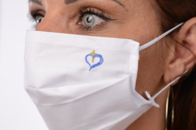 Rúško bavlnené na tvár-BORT (dvojvrstvové-100% bavlna) s výšivkou krížik (modré) 040 - VYROBENÉ NA SLOVENSKU