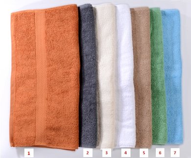 Uterák s výšivkou - Srdcia