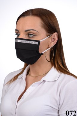 Antibakteriálne ozdobné bavlnené rúško BORT, dvojvrstvové-1vrstva(100%bavlna), 1vrstva (100%polyester s iónmi striebra)  motív vianočný stromček na striebornom podklade (čierne) 072 - VYROBENÉ NA SLOVENSKU