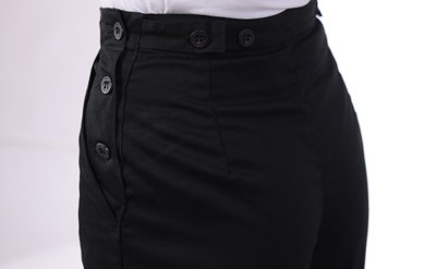 Nohavice na pevný pás-dámske - čierne (zmesový materiál) - VYROBENÉ NA SLOVENSKU